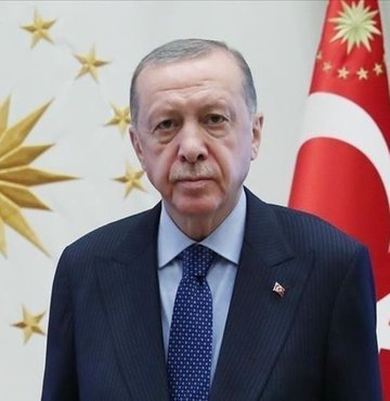 Cumhurbaşkanı Recep Tayyip Erdoğan, sosyal medya Twitter hesabı üzerinden Kraliçe II. Elizabeth